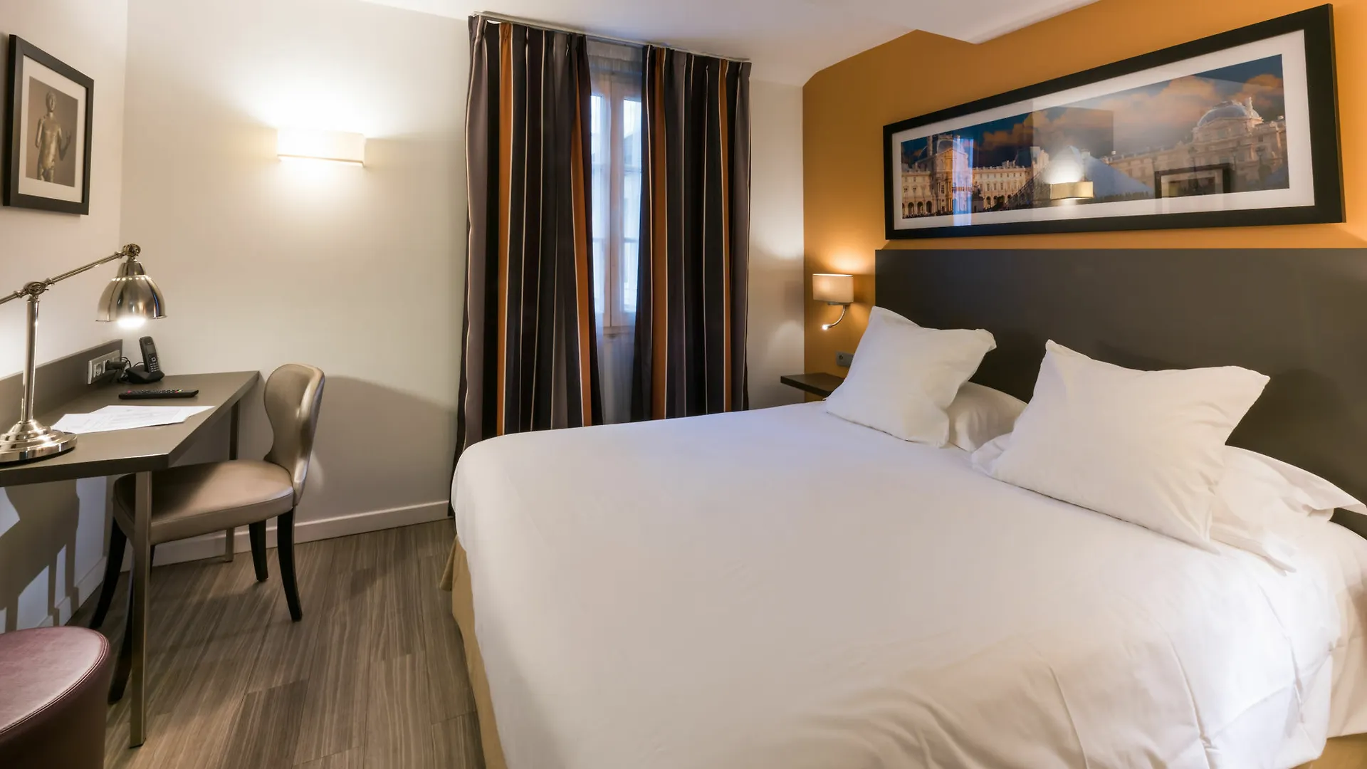 Louvre Richelieu Otel 3*