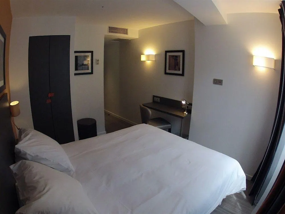 Hotel Louvre Richelieu 3*
