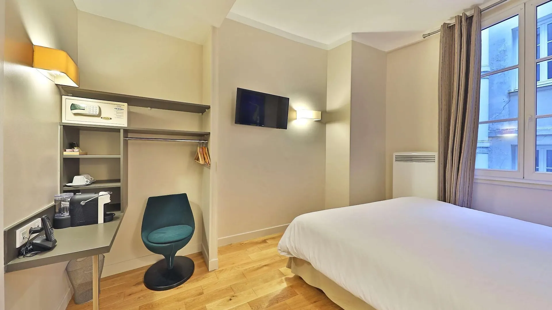 Hotel Louvre Richelieu 3*