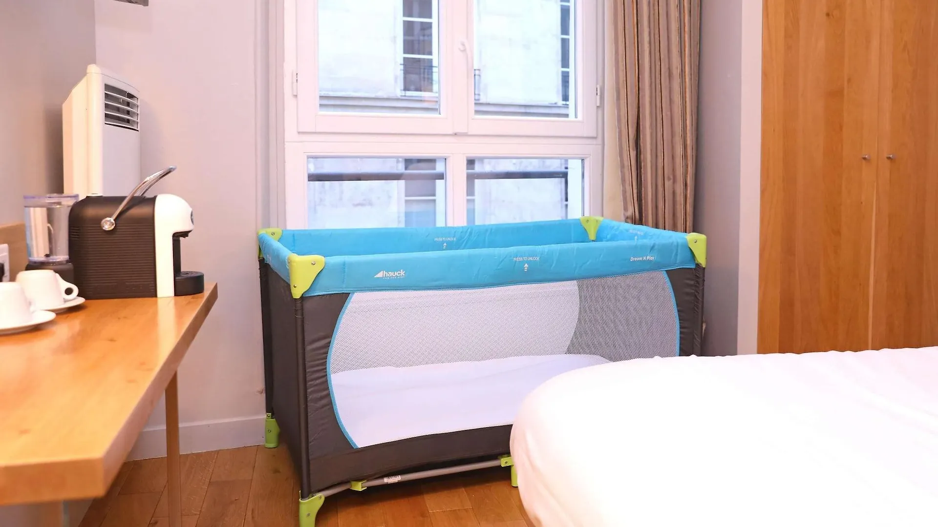 Louvre Richelieu Hotel 3*